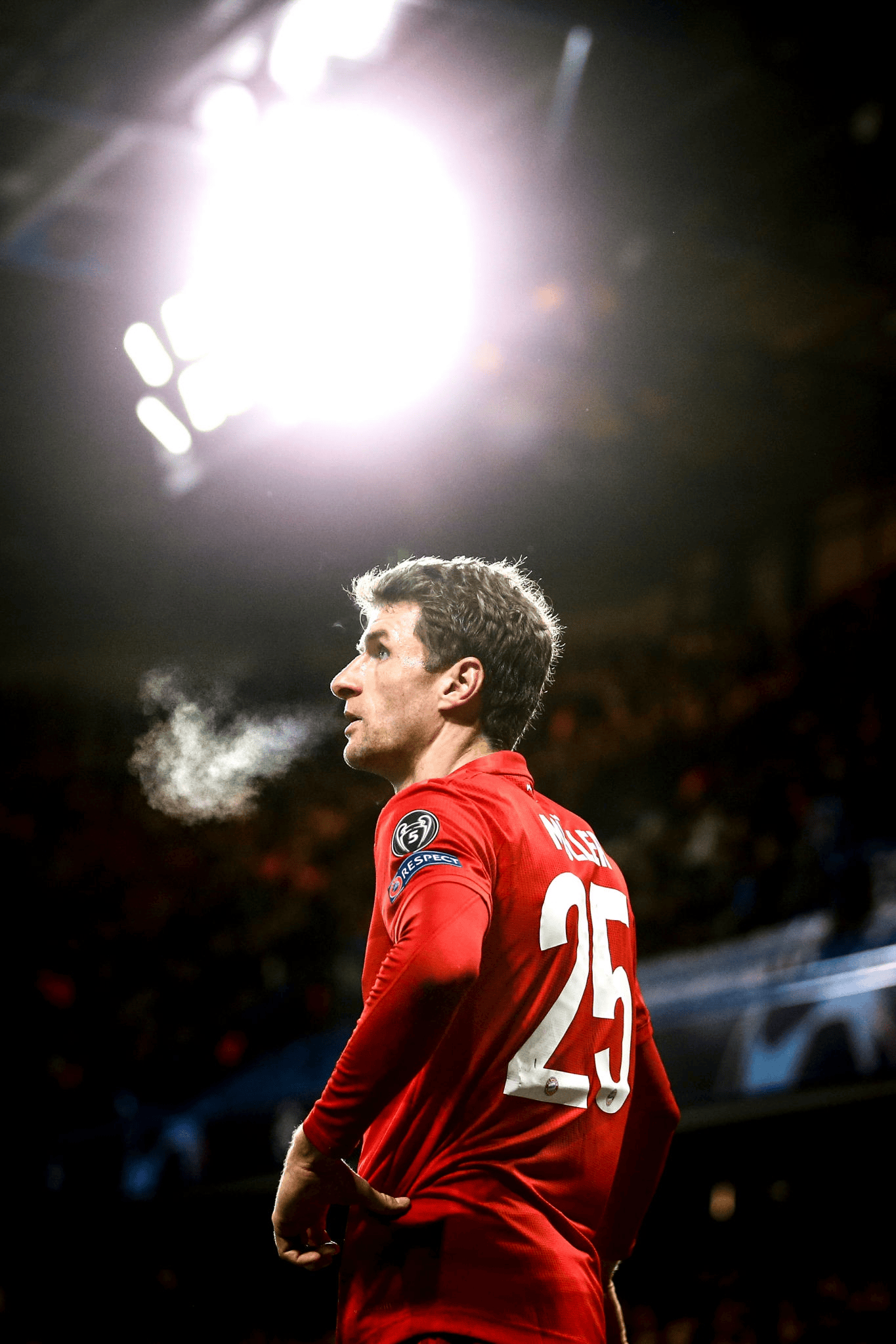 关于穆勒绝杀，拜仁慕尼黑告捷德甲赛场的信息