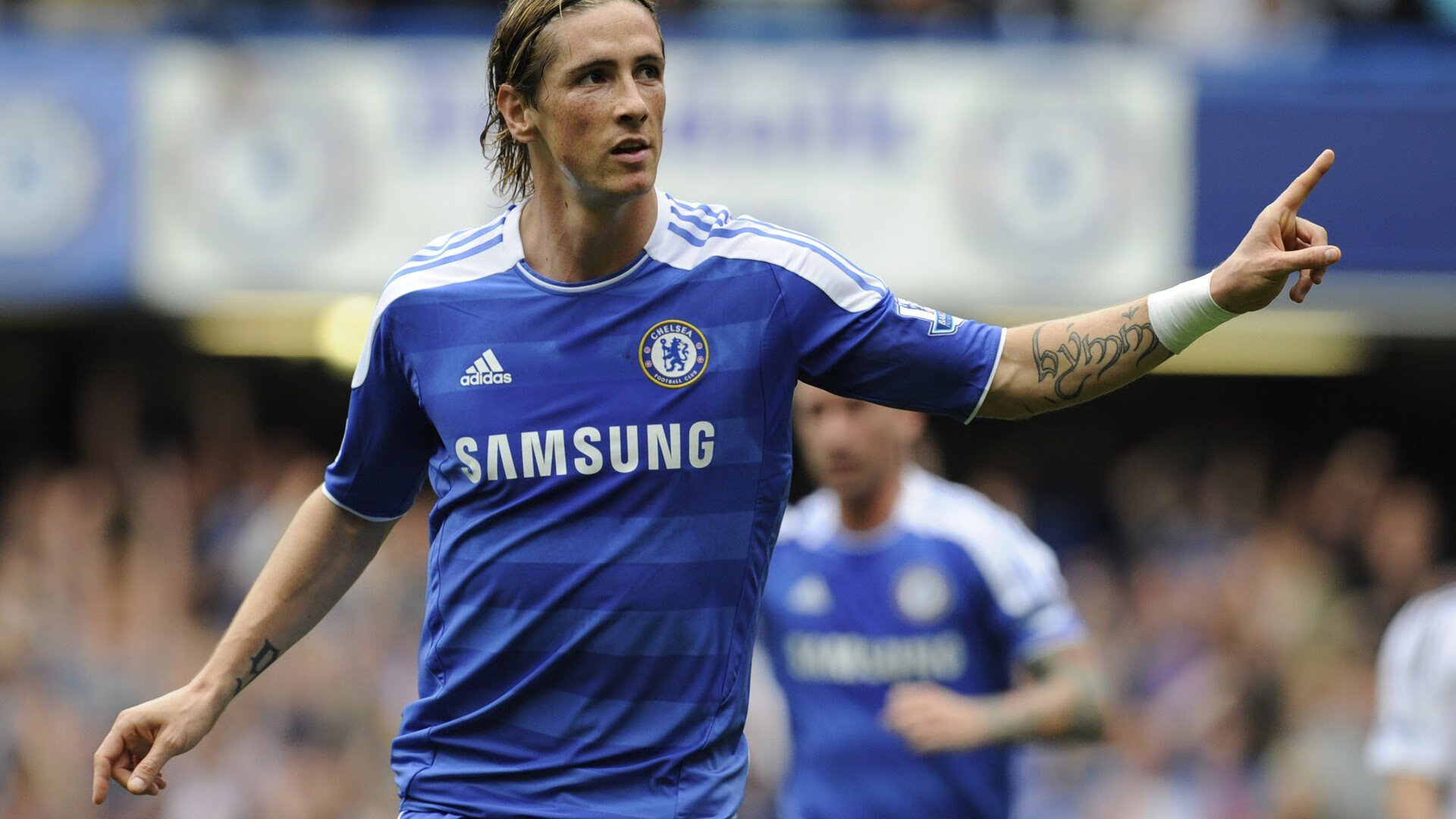 罗德里戈的魔法，威尔士与洪都拉斯之战中的攻防转换艺术