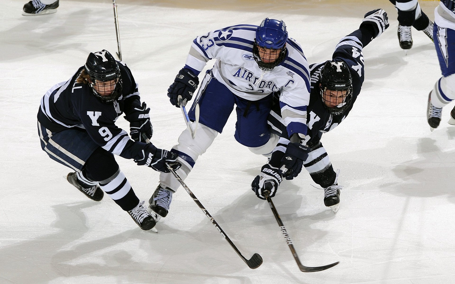 奥运周期关键战焦点战，喀麦隆带走阿根廷，非洲雄狮的觉醒与蓝白军团的警钟