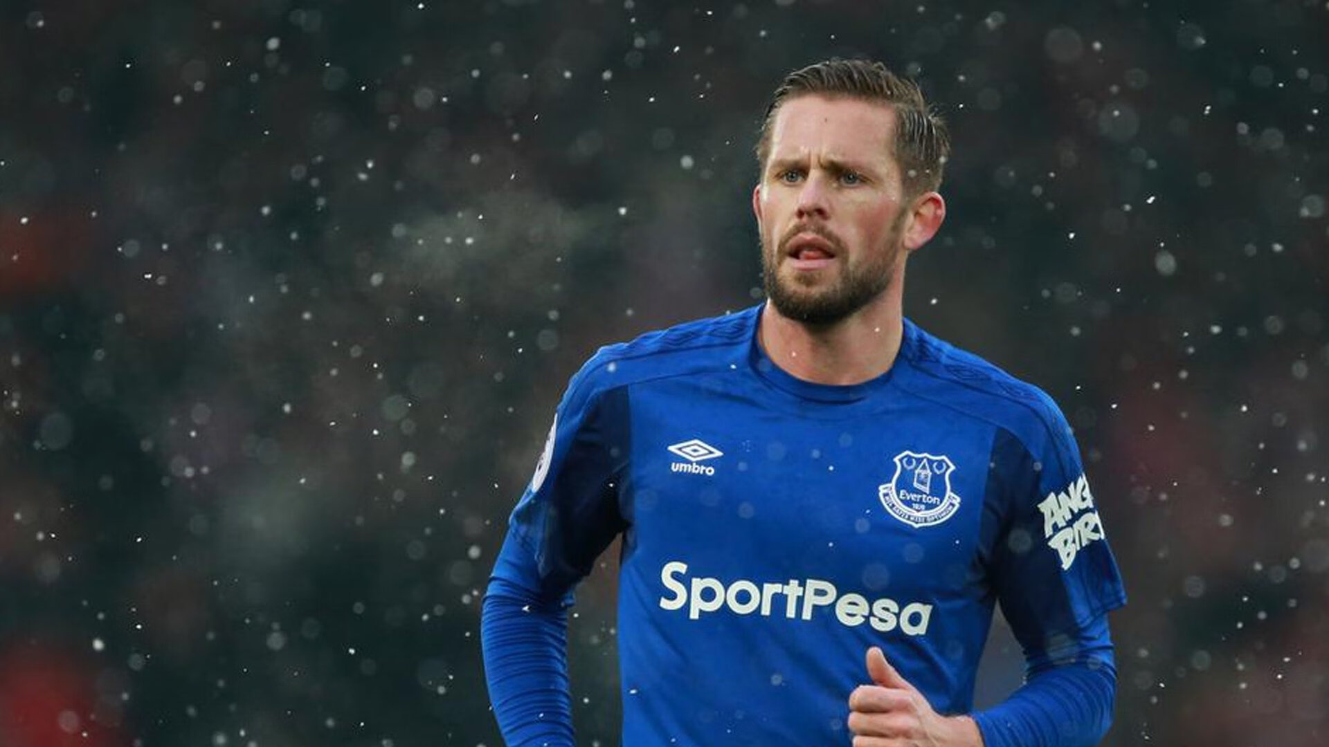 战术纪律的胜利，阿森纳式高压终结牙买加狂想，基耶萨演绎现代边锋的稳定美学