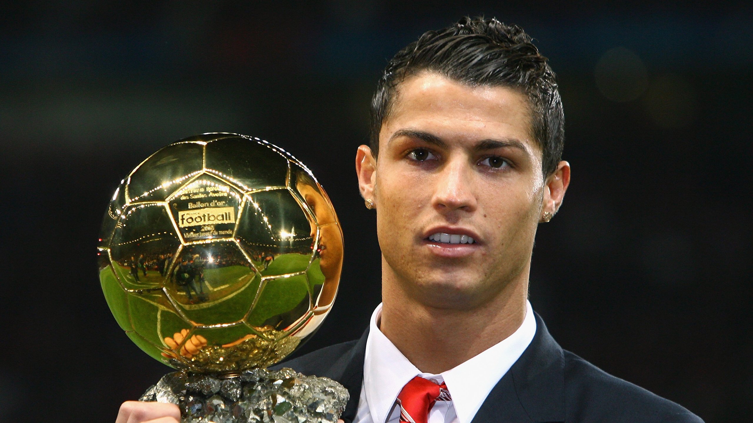 非洲之巅的逆袭，加纳在抢七生死战中爆冷淘汰阿尔及利亚