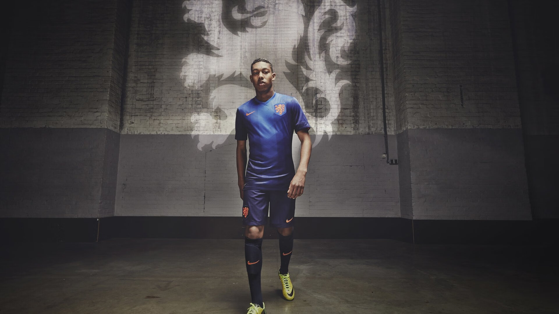 从红土到硬地，纳达尔横扫背后的唯一性—解码蒙特卡洛与美网的制胜密钥