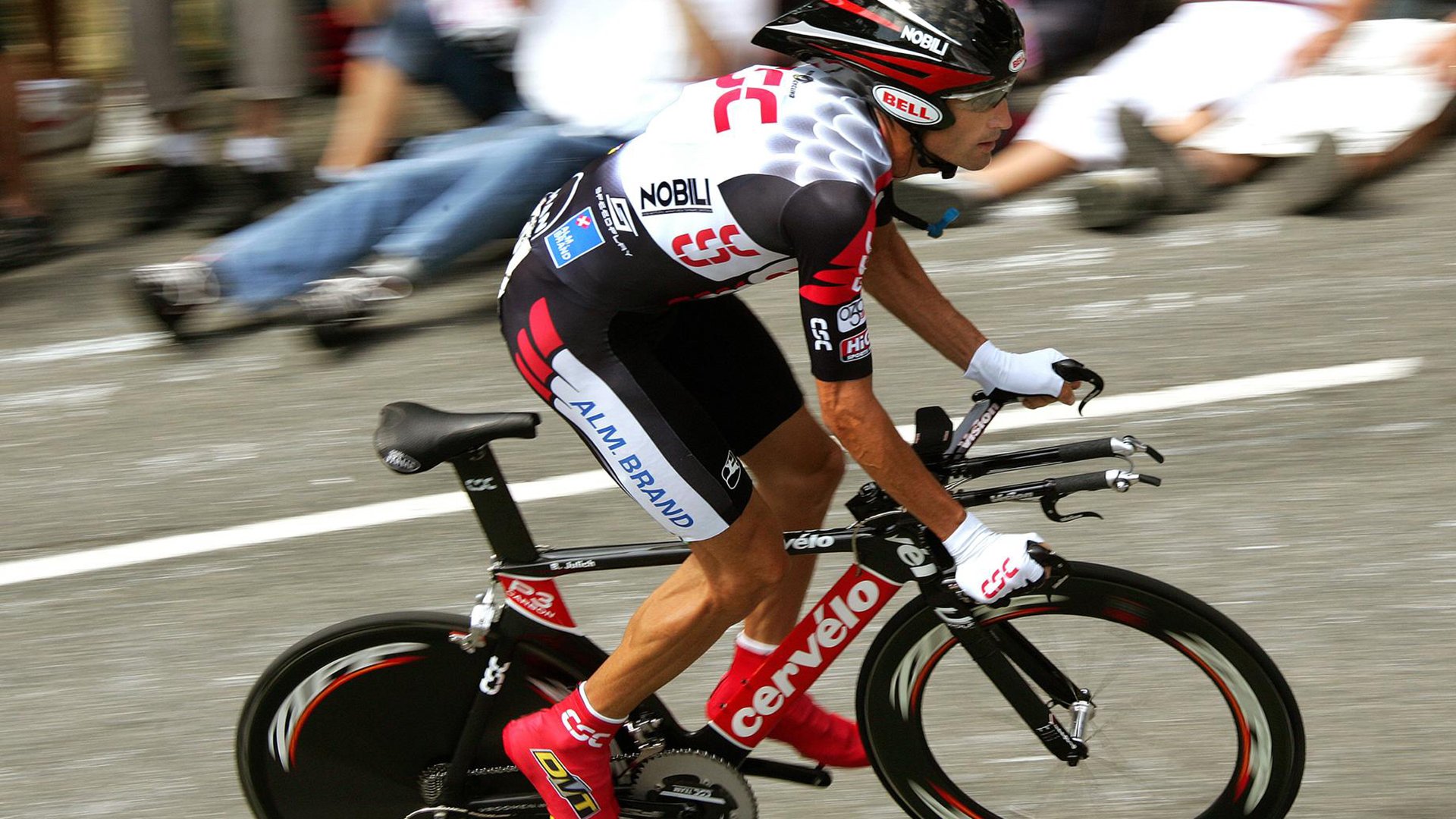 张继科状态火热,日本队轻取瑞典队背后的乒乓新格局